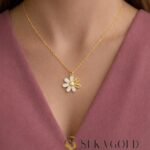Naamketting met twee namen en madeliefje – 925 sterling zilver