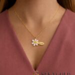 Collier prénom avec marguerite et feuille – argent sterling 925