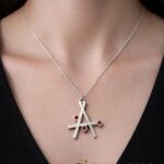 Collana con lettera geometrica (A) – argento sterling 925