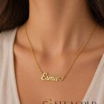 💛 Collana con nome con dettaglio a cuore – Argento sterling 925